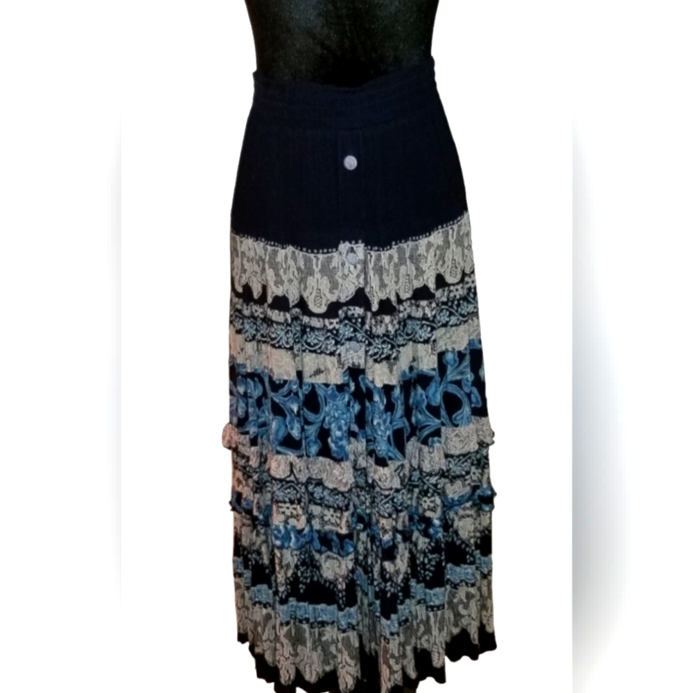 Beautiful Carole Little midi skirt in blues and creams.